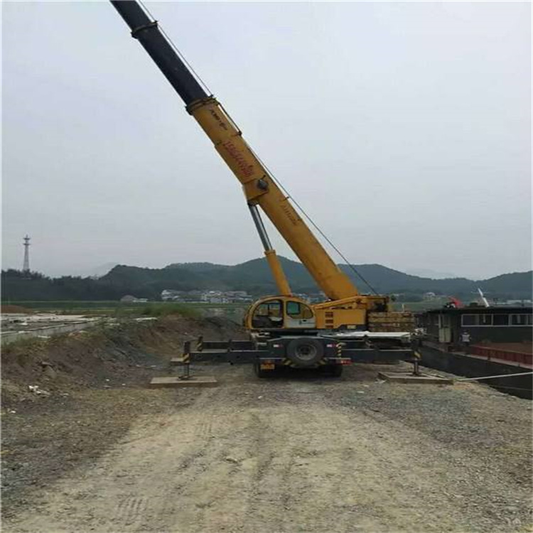 邹城重型吊车租赁费用